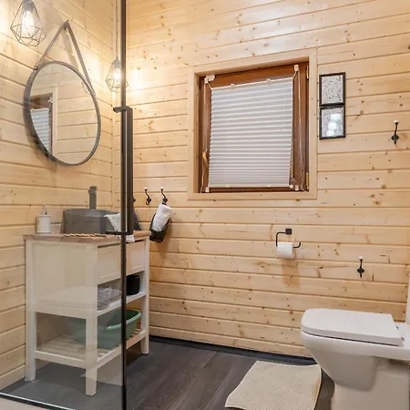 Domek Pan Modrzew - Slow - Hamaki - Chill - Ogrodzony Teren Pet Friendly Zachelmie  Exterior foto
