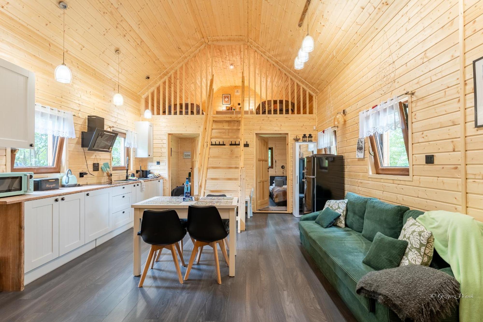 Pan Modrzew - Slow - Hamaki - Chill - Ogrodzony Teren Pet Friendly Zachelmie (Jelenia Gora)